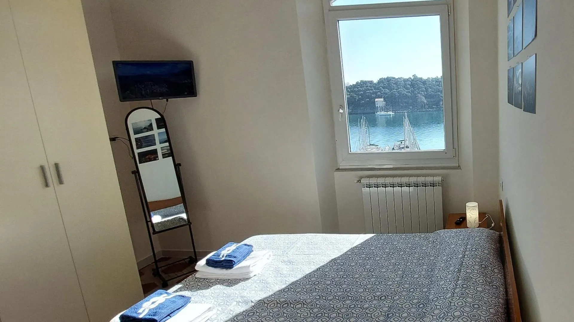 Villa La Terrazza Sulla Baia Di Le Grazie Porto Venere
