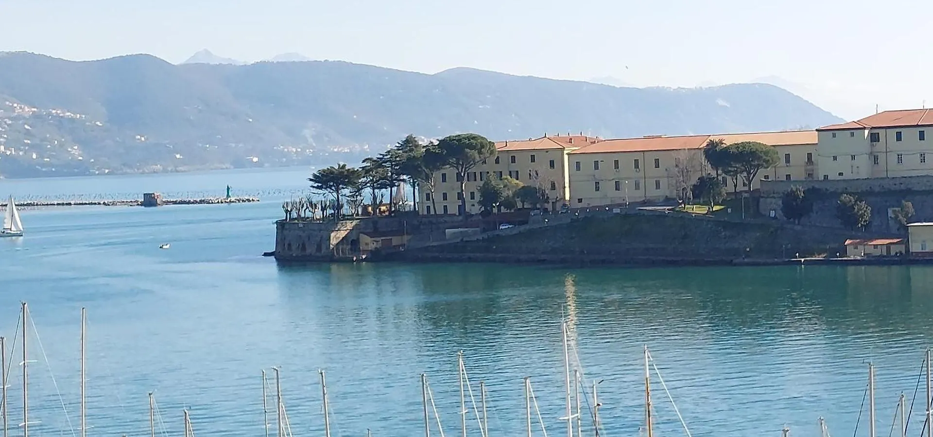 別荘 ポルトヴェーネレ La Terrazza Sulla Baia Di Le Grazieヴィラ